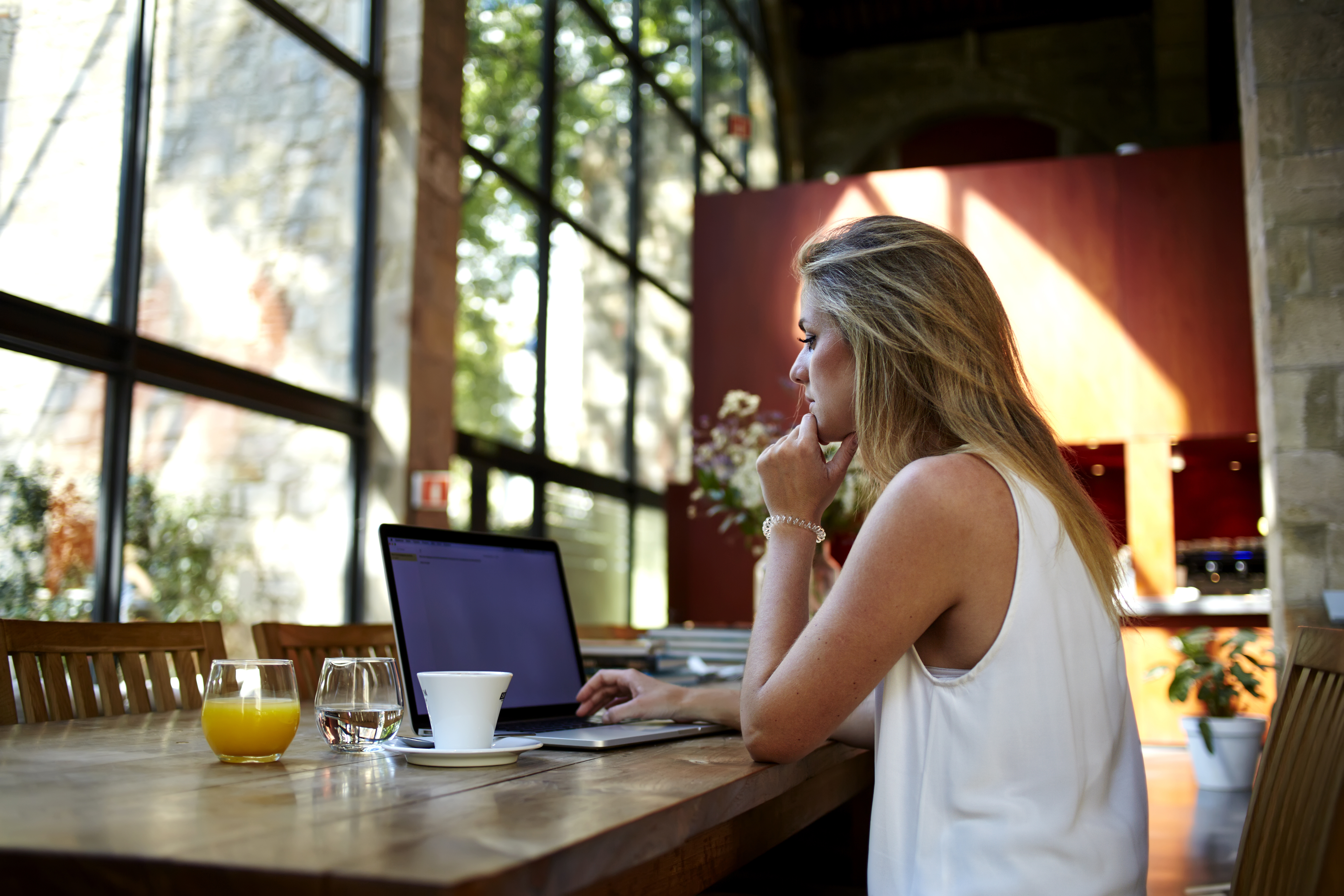 Internet im Cafehaus